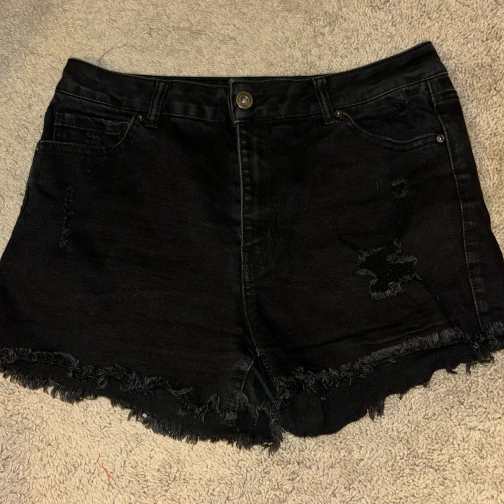Black jeans shorts size L